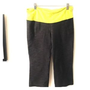 Lululemon Capri pants